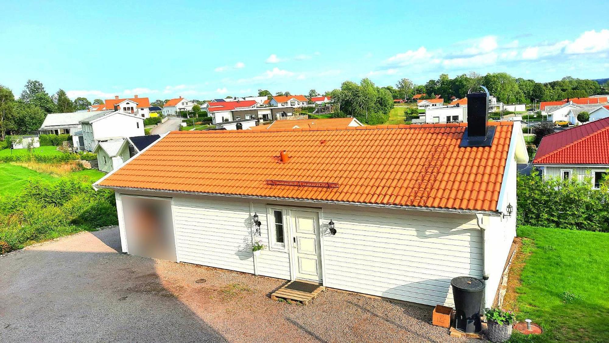 Boende - Stuga Naera Naturen, 3 Km Till Motala Centrum, Elbilsladdning Finns Pa Tomten - Privat Vaerd Exteriör bild